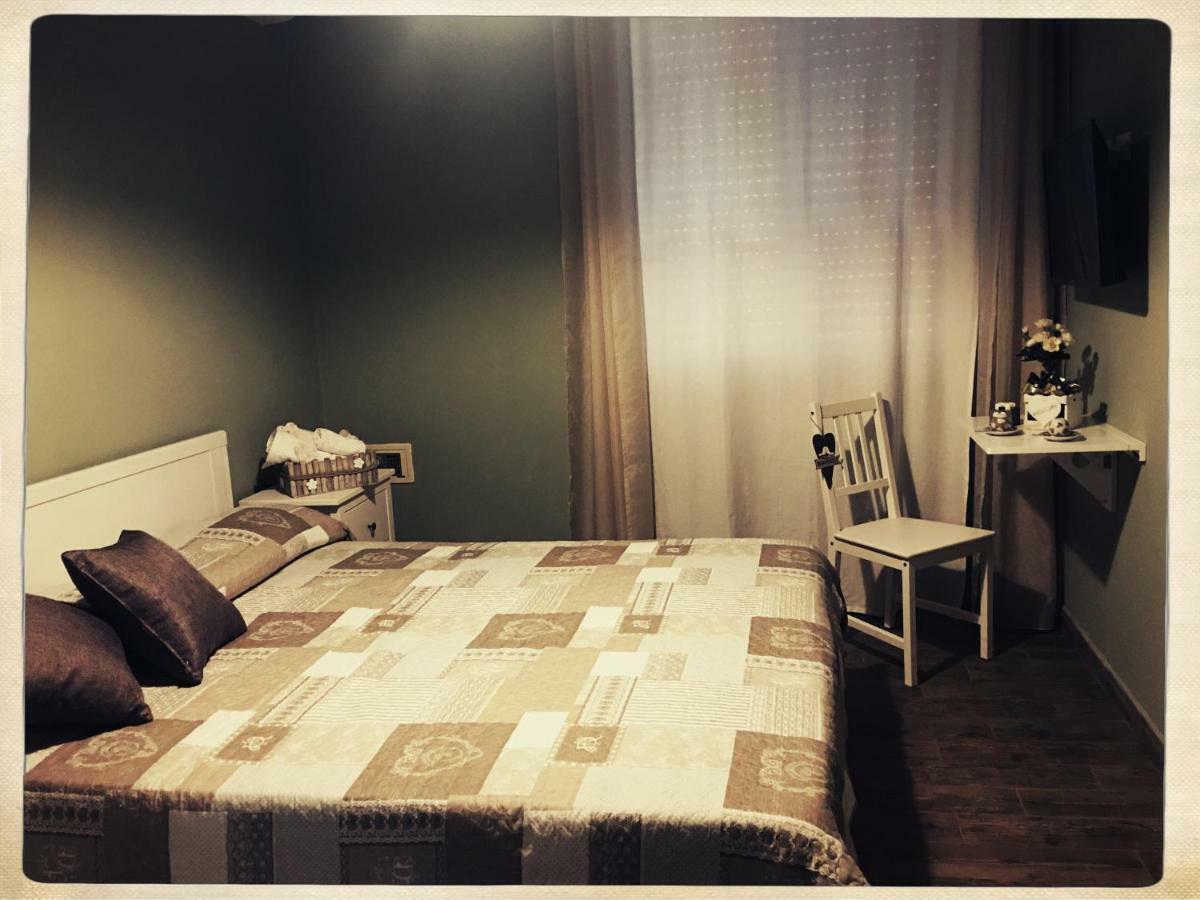 The Hive Stefy'S Apartment Iglesias Extérieur photo